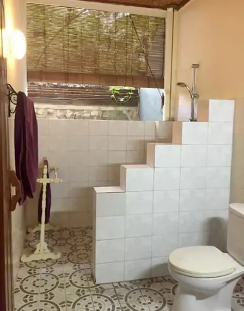 Кута: Un's Hotel