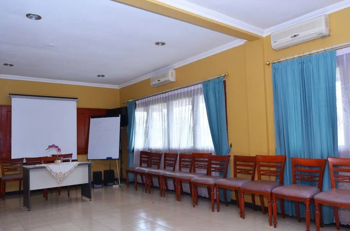 Сурабая: Zen Rooms Basic Kalibokor