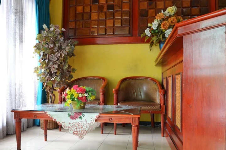 Сурабая: Zen Rooms Basic Kalibokor