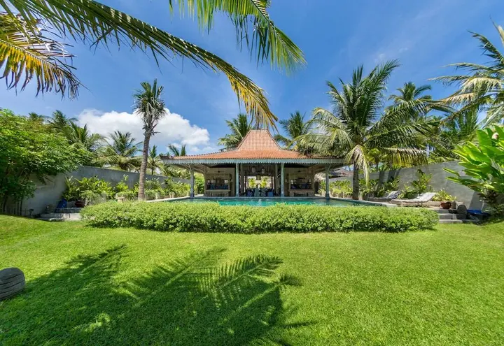 Танджунг: Joglo House Lombok