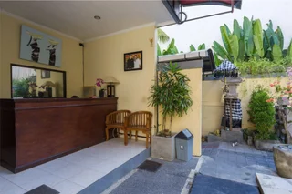 Чангу: RedDoorz @ Tegal Sari Berawa