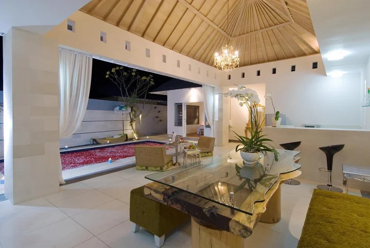Кута: Kaisa Villas Seminyak