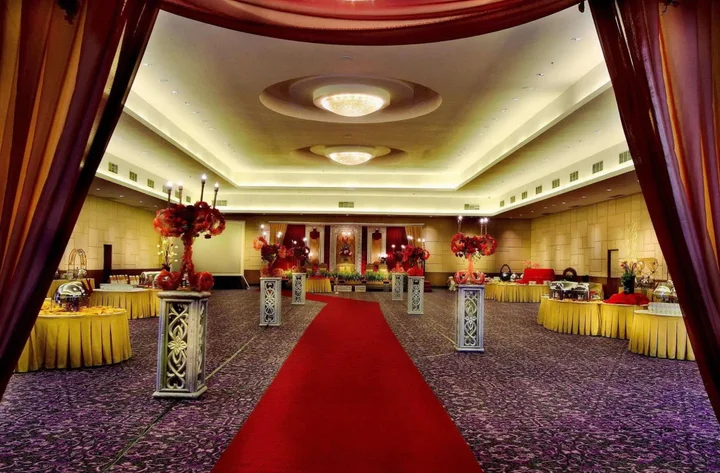 Джакарта: Royal Palm Hotel & Conference Center Cengkareng