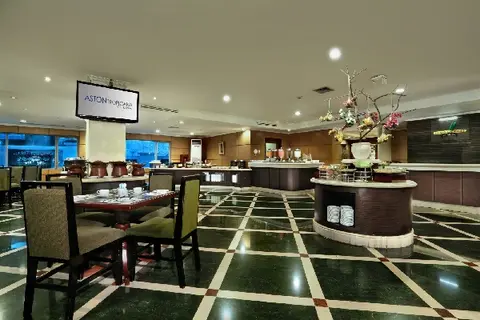 Бандунг: Отель Aston Tropicana