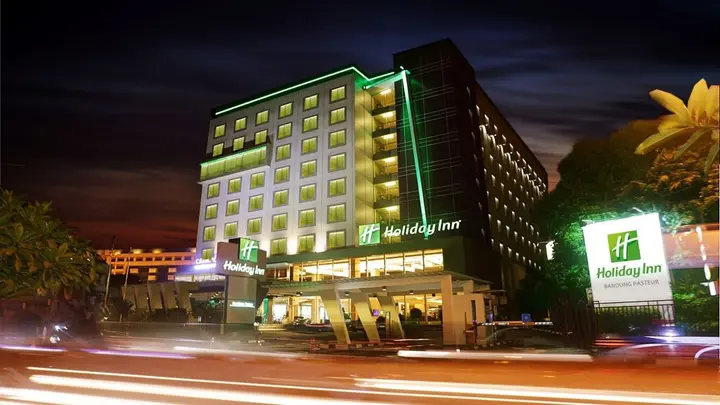 Бандунг: Holiday Inn Bandung Pasteur by IHG