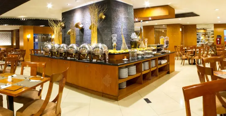 Бандунг: Grand Pasundan Convention Hotel