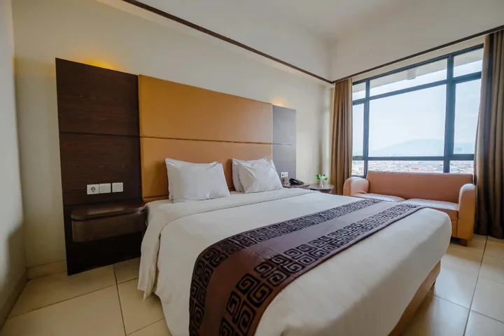 Бандунг: Grand Pasundan Convention Hotel