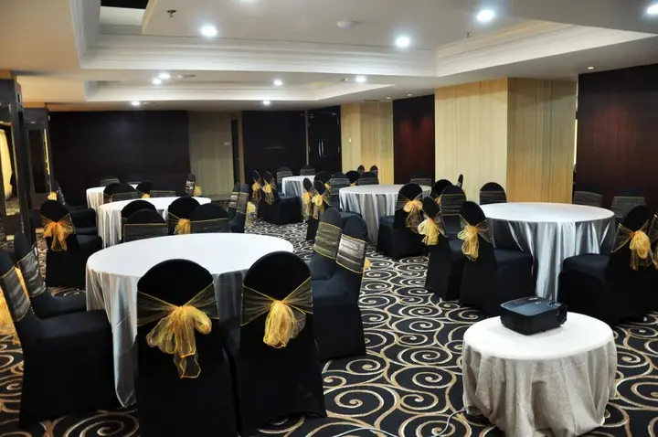 Батам: Beverly Hotel Batam
