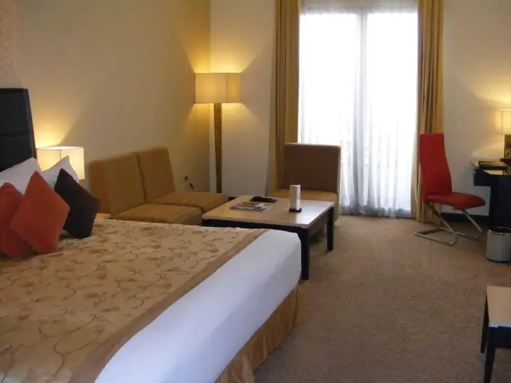 Бандунг: Golden Flower Hotel Bandung