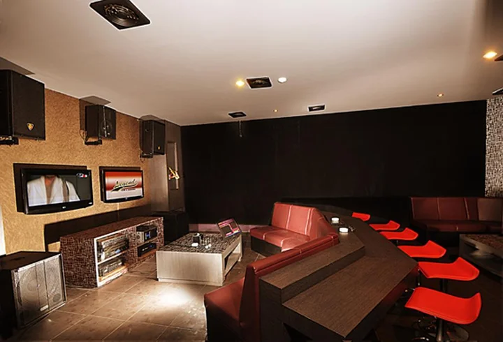 Бандунг: Golden Flower Hotel Bandung