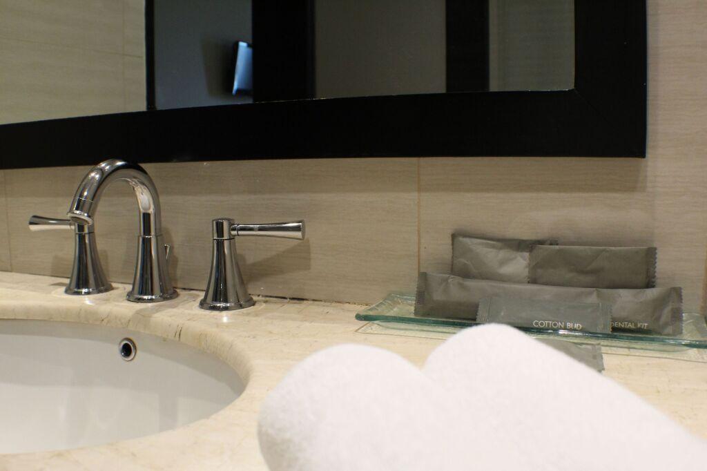 Сурабая: Hotel Santika Pandegiling Surabaya