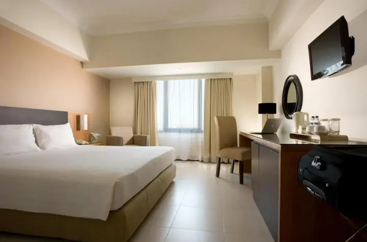 Сурабая: Hotel Santika Pandegiling Surabaya