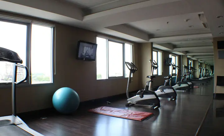 Сурабая: Hotel Santika Pandegiling Surabaya