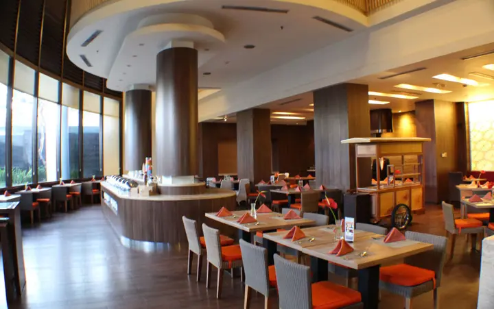 Сурабая: Hotel Santika Pandegiling Surabaya