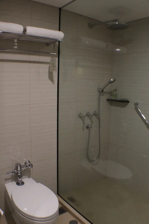 Сурабая: Hotel Santika Pandegiling Surabaya
