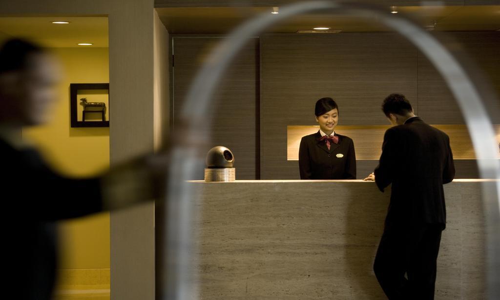 Сурабая: Hotel Santika Pandegiling Surabaya