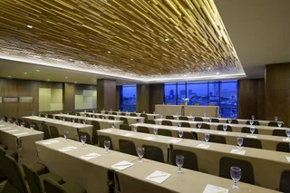 Сурабая: Hotel Santika Pandegiling Surabaya