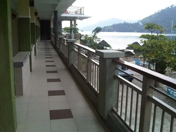 Озеро Тоба: Pandu Lakeside Hotel Parapat - Toba Lake