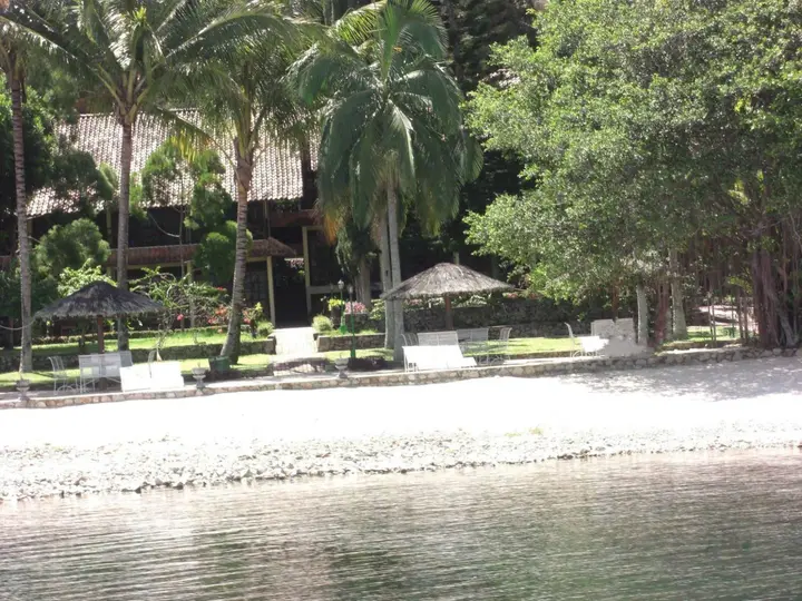 Озеро Тоба: Pandu Lakeside Hotel Tuktuk