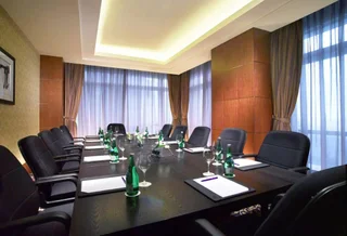 Джакарта: The Ritz-Carlton Jakarta, Pacific Place