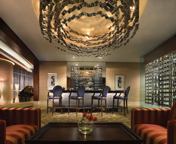 Джакарта: The Ritz-Carlton Jakarta, Pacific Place