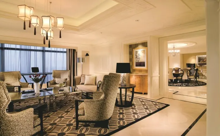Джакарта: The Ritz-Carlton Jakarta, Pacific Place