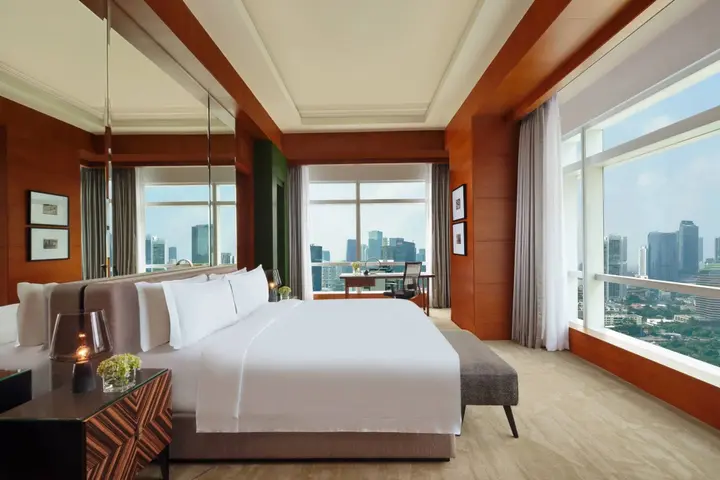 Джакарта: The Ritz-Carlton Jakarta, Pacific Place