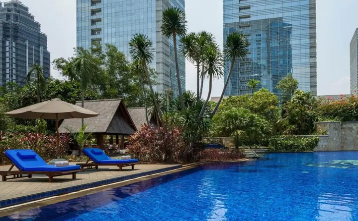 Джакарта: The Ritz-Carlton Jakarta, Pacific Place