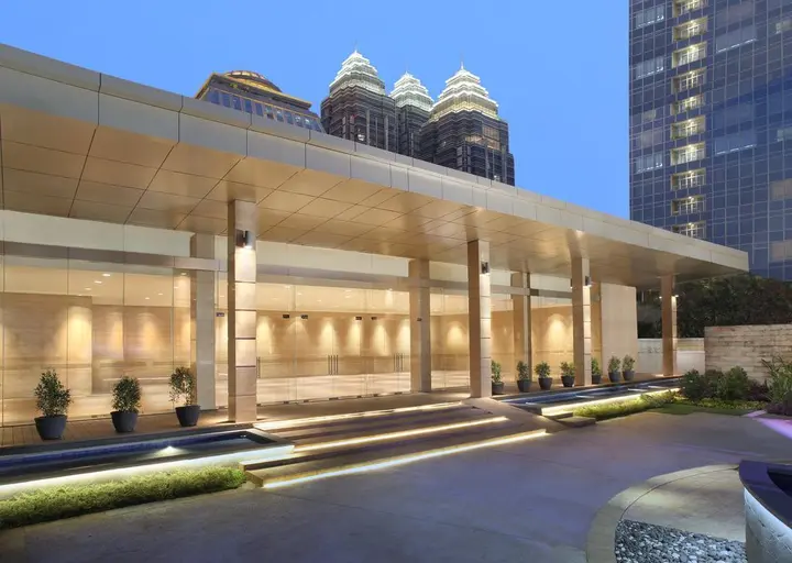 Джакарта: The Ritz-Carlton Jakarta, Pacific Place