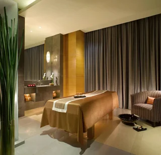 Джакарта: The Ritz-Carlton Jakarta, Pacific Place