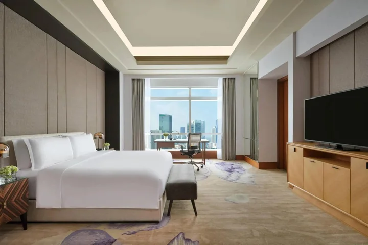 Джакарта: The Ritz-Carlton Jakarta, Pacific Place
