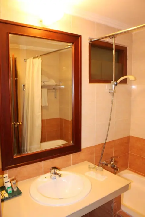 Медан: Travellers Suites Serviced Apartments