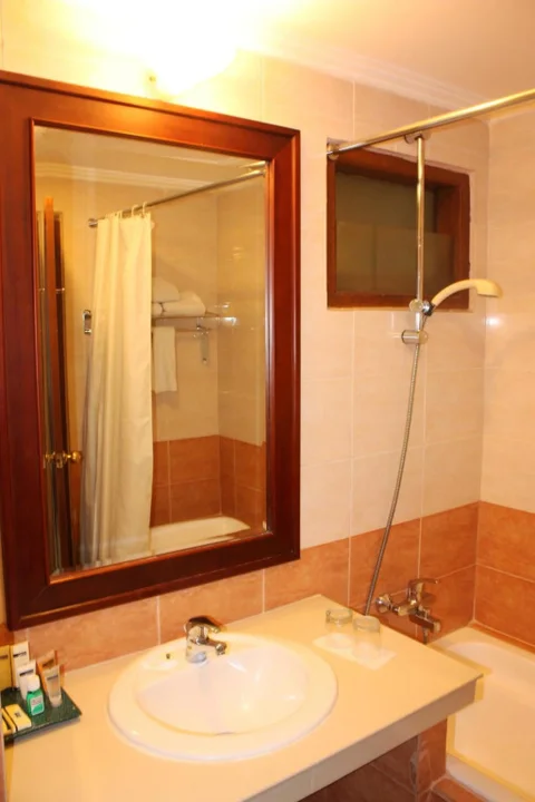 Медан: Travellers Suites Serviced Apartments