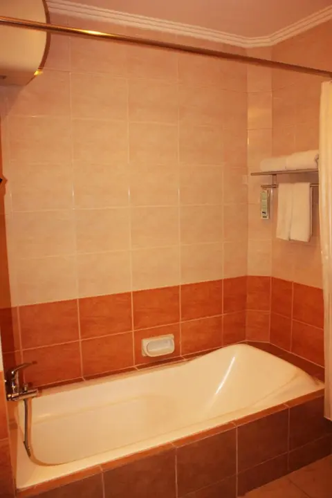 Медан: Travellers Suites Serviced Apartments