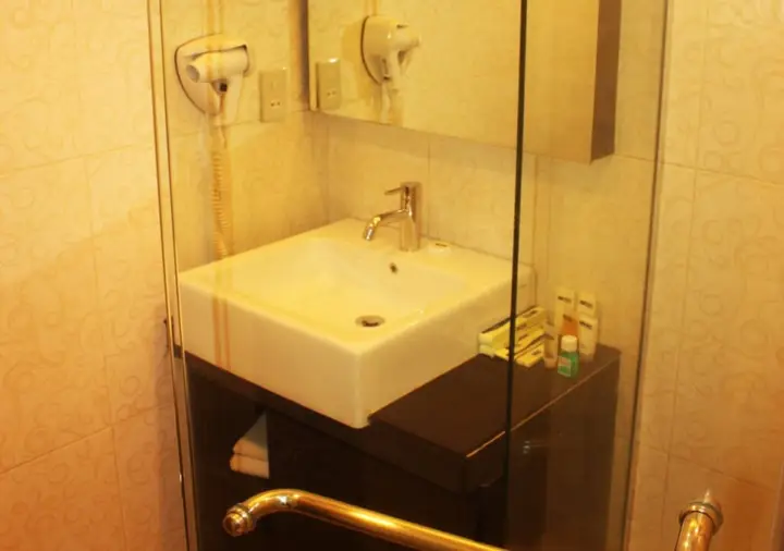 carousel image 3