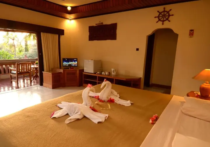 Каликбукбук: Banyualit Spa 'n Resort Lovina