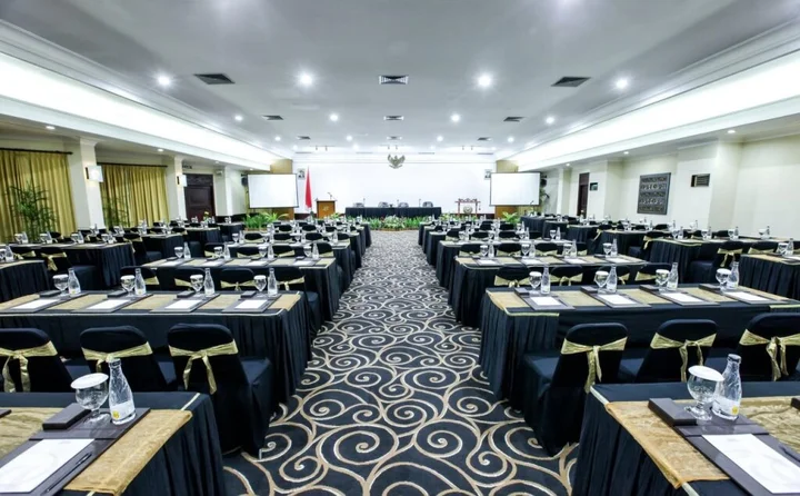 Сурабая: Singgasana Hotel Surabaya
