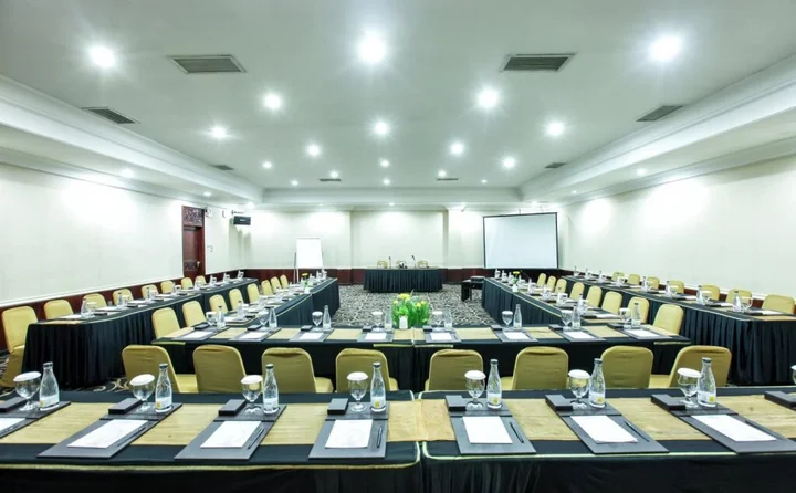 Сурабая: Singgasana Hotel Surabaya