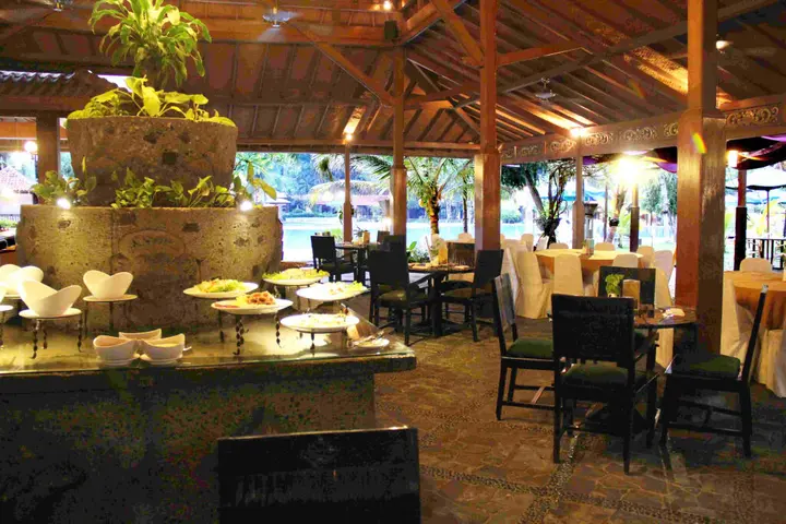 Сурабая: Singgasana Hotel Surabaya