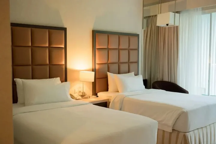 Петумбак: The Hill Hotel & Resort Sibolangit