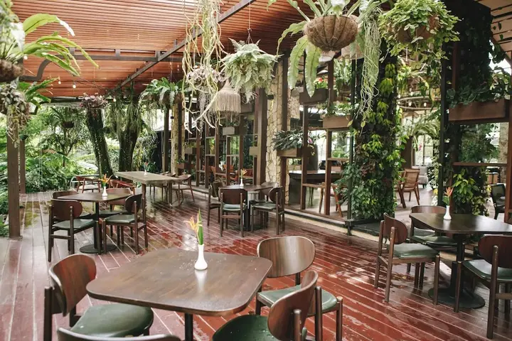 Петумбак: The Hill Hotel & Resort Sibolangit