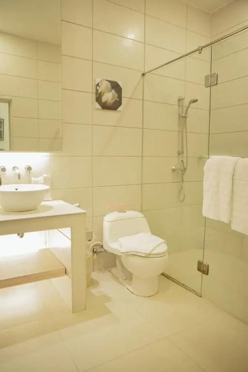 Петумбак: The Hill Hotel & Resort Sibolangit