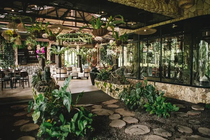 Петумбак: The Hill Hotel & Resort Sibolangit
