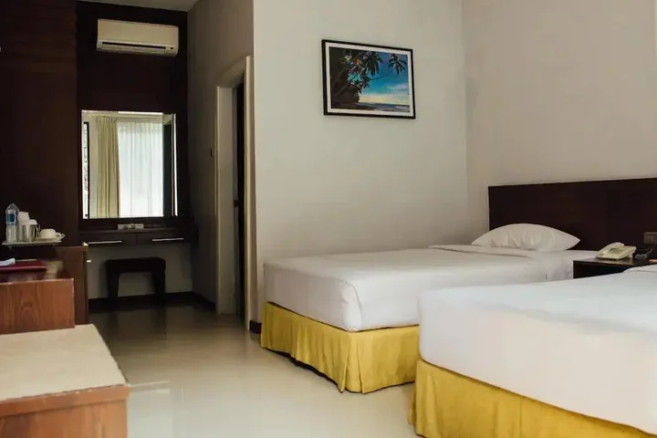 Петумбак: The Hill Hotel & Resort Sibolangit