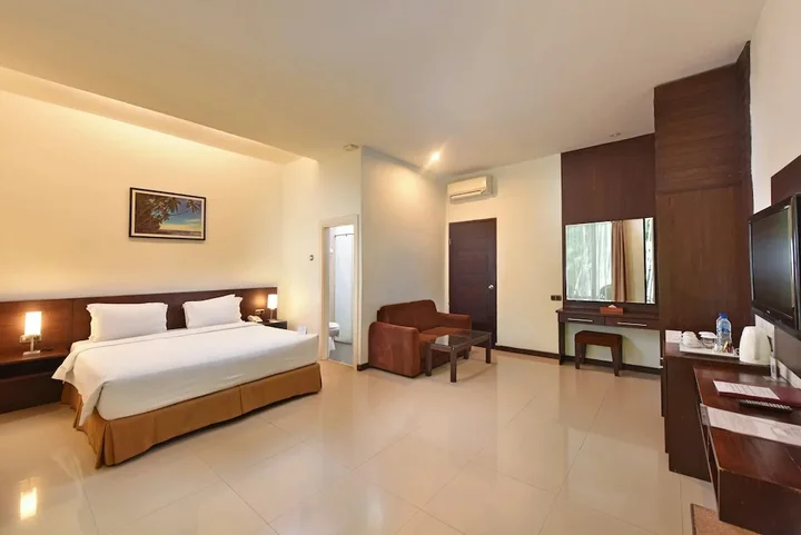 Петумбак: The Hill Hotel & Resort Sibolangit