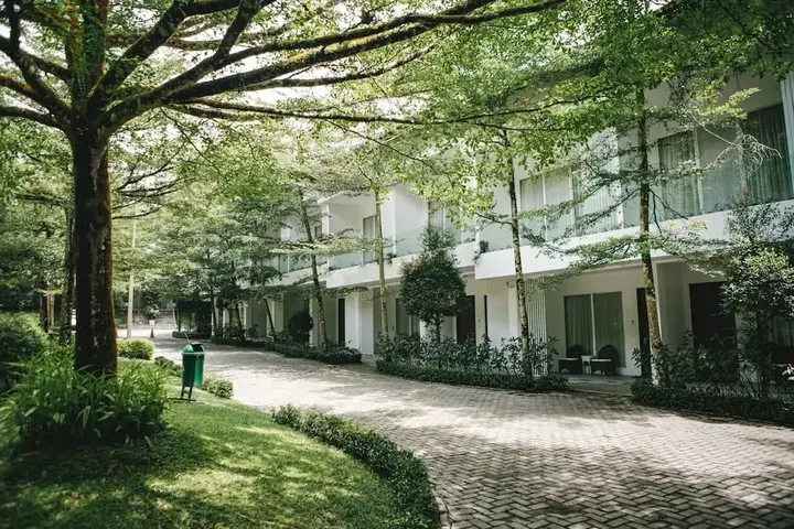 Петумбак: The Hill Hotel & Resort Sibolangit