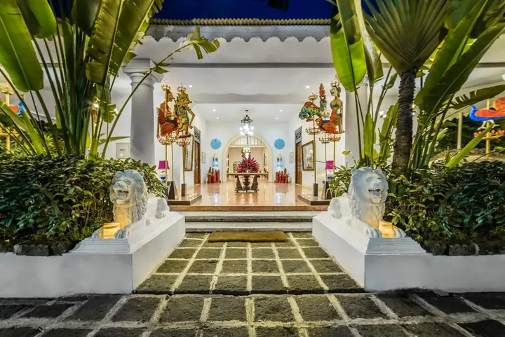 Блитар: Hotel Tugu Blitar