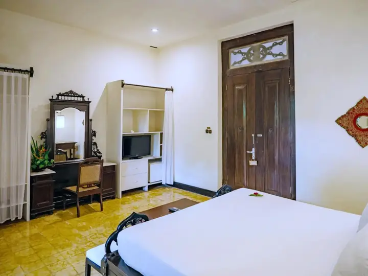 Блитар: Hotel Tugu Blitar
