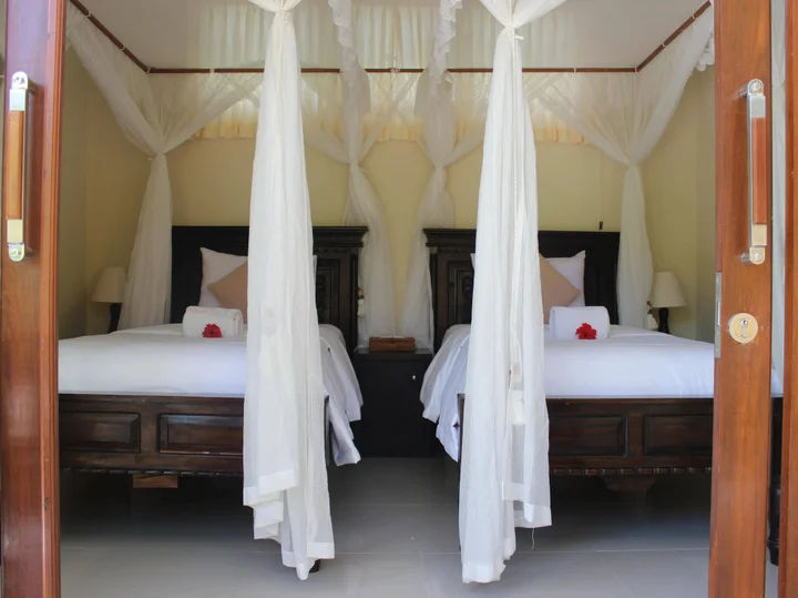 Бунутан: Arya Amed Beach Resort and Dive Center