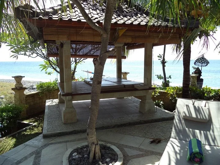 Бунутан: Arya Amed Beach Resort and Dive Center
